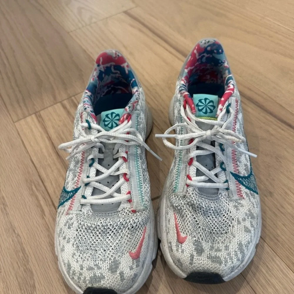 Nike Athletic Shoes - Gray and Pink